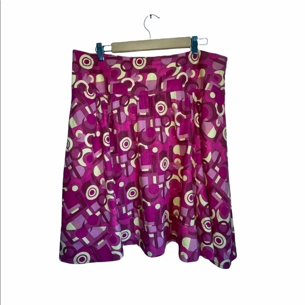 🌻Larry Levine Flirty Geometrical Skirt. Size 16 - Picture 4 of 6